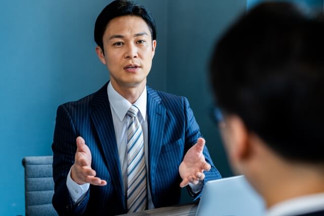 社外CFOサービスとは何か｜社内CFOと社外CFOの違いを解説