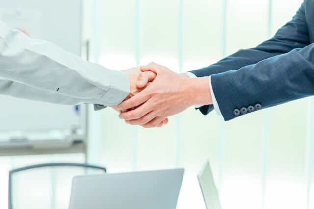 融資コンサルにおける成功報酬型の仕組みを解説